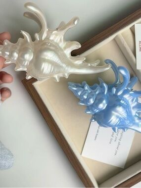 Conch Shell Hair Claw Clips